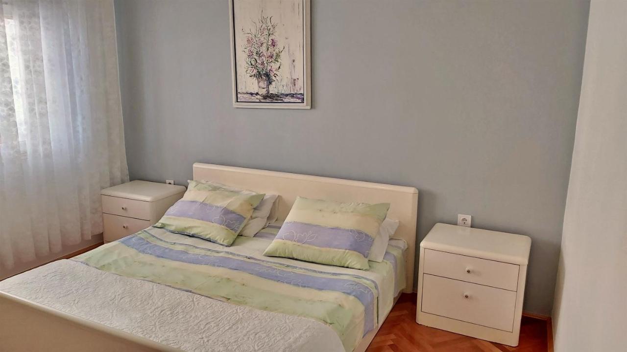 Apartment Cedo Omiš Eksteriør billede