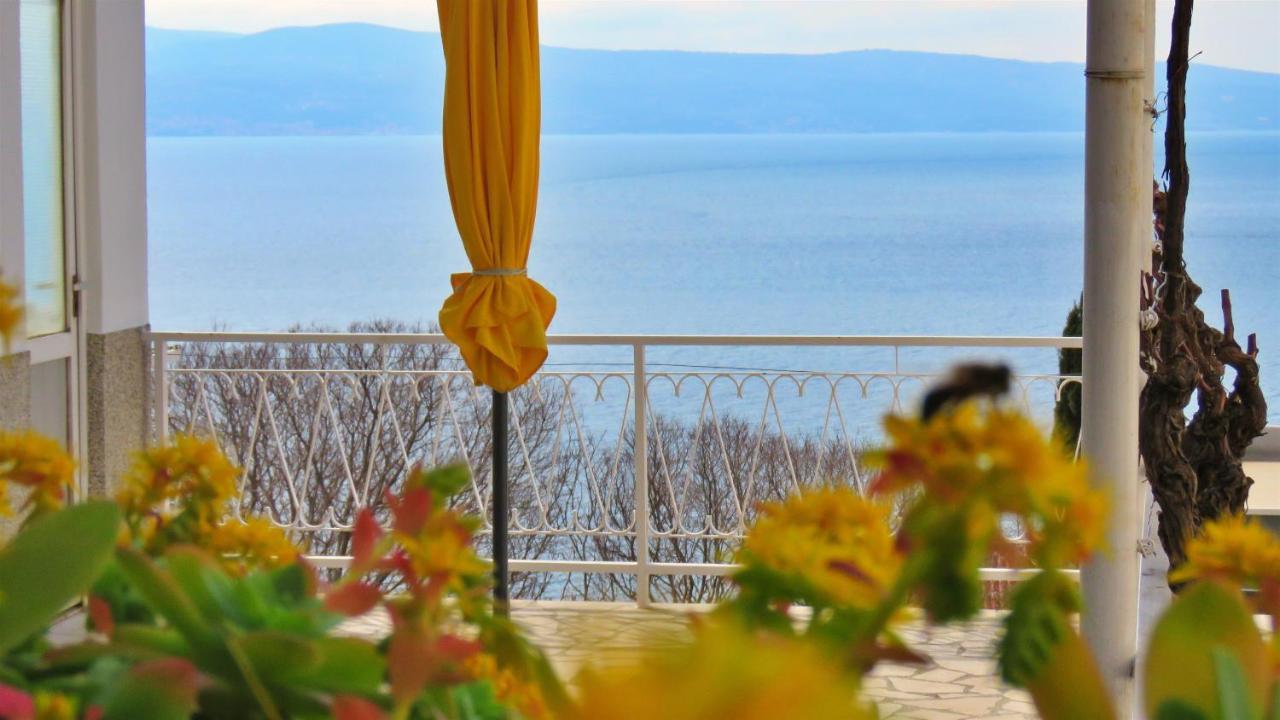 Apartment Cedo Omiš Eksteriør billede