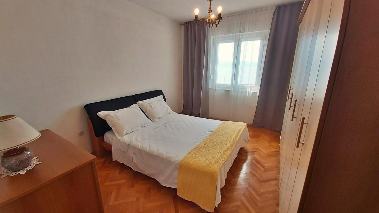 Apartment Cedo Omiš Eksteriør billede