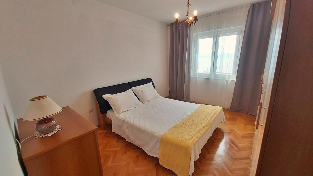 Apartment Cedo Omiš Eksteriør billede
