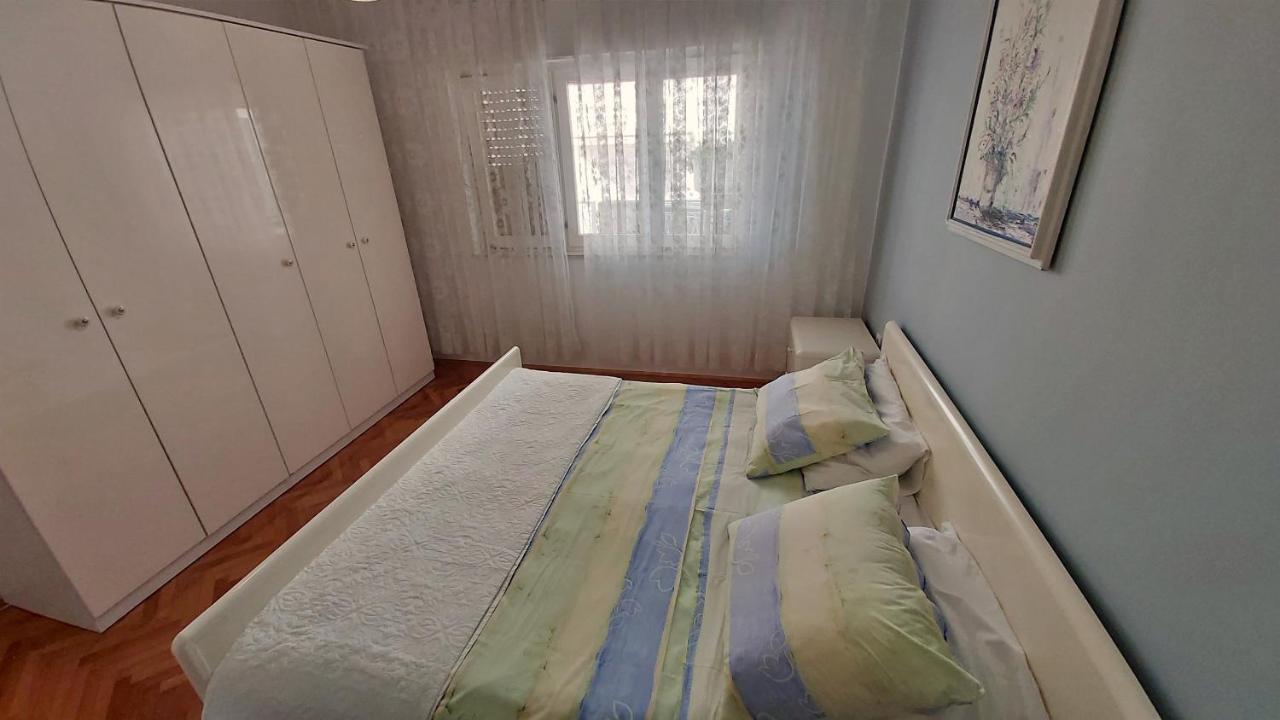 Apartment Cedo Omiš Eksteriør billede